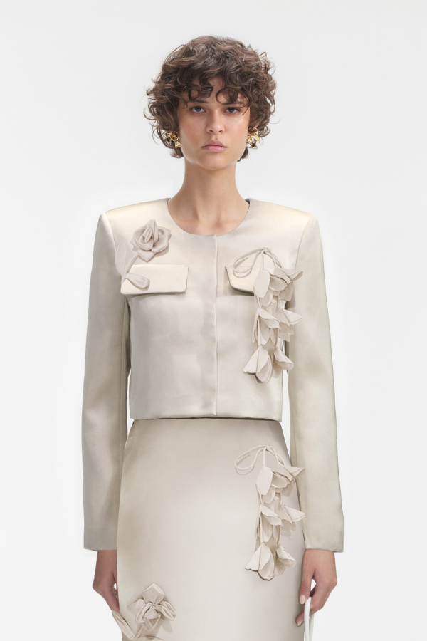 970J CREAM 3D FLOWER SATIN JACKET