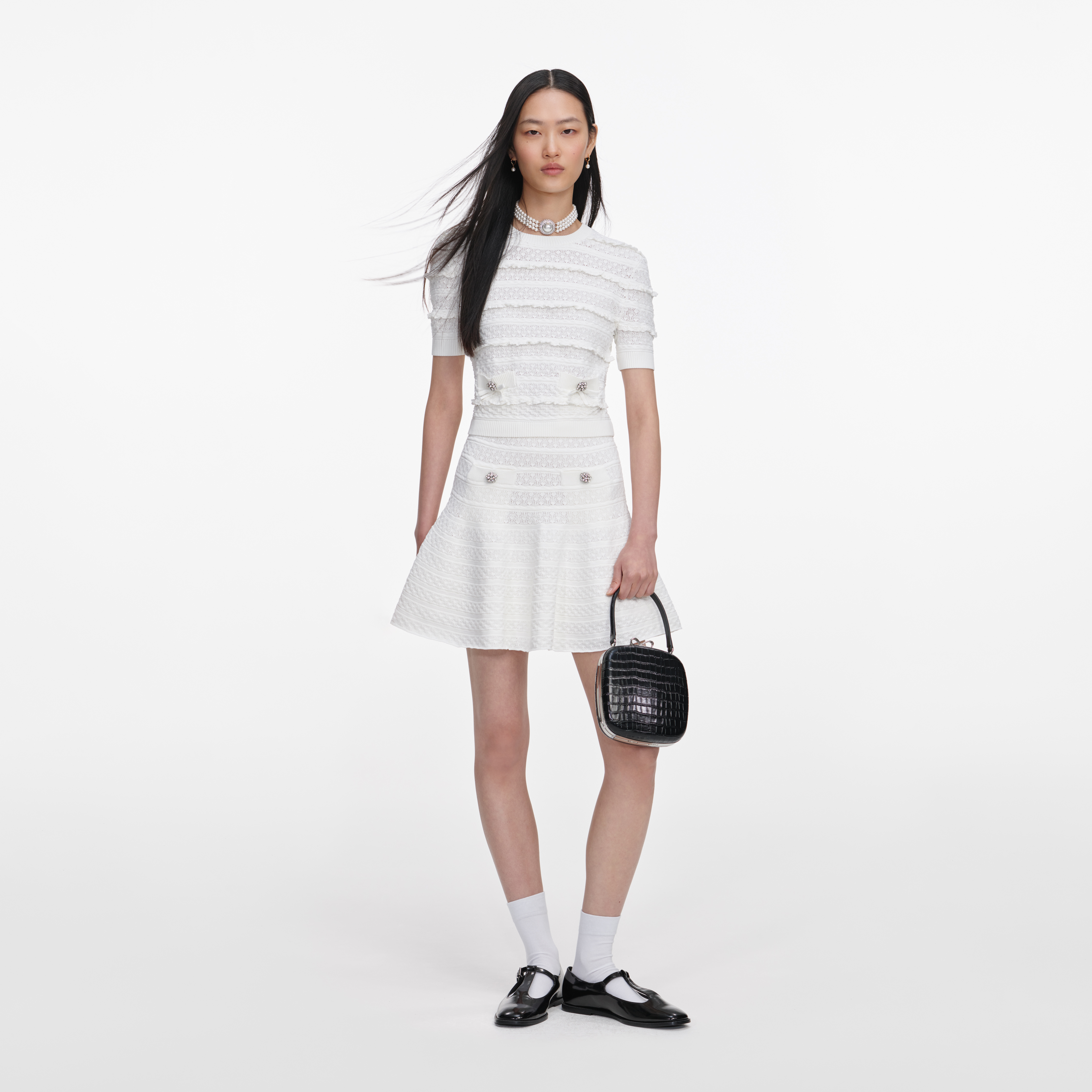 063T WHITE POINTELLE KNIT TOP